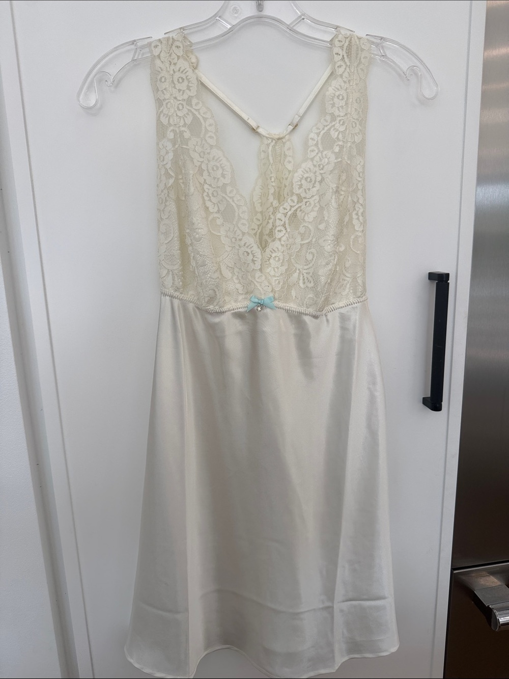 Vintage Flora Nikrooz bridal slip. NWT. Size medium.